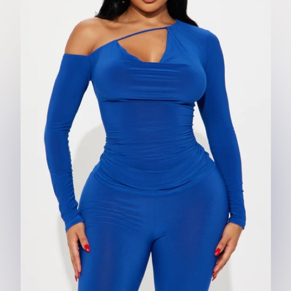 Blue off shoulder two piece set - Picture 3 of 6